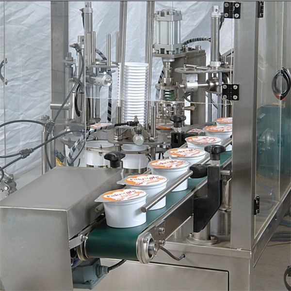 ഓട്ടോമാറ്റിക് ഐസ്ക്രീം കപ്പ് പൂരിപ്പിക്കൽ യന്ത്രം