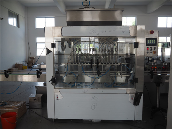 പ്രൊഫഷണൽ നിർമ്മാതാവ് ഓട്ടോമാറ്റിക് ഓയിൽ ഫില്ലിംഗ് മെഷീൻ